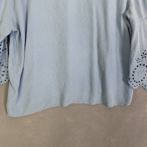 Chico’s Top Women Plus SZ 16 Eyelet Bell Sleeve Lightweight Feminine Casual - Picture 10 of 16